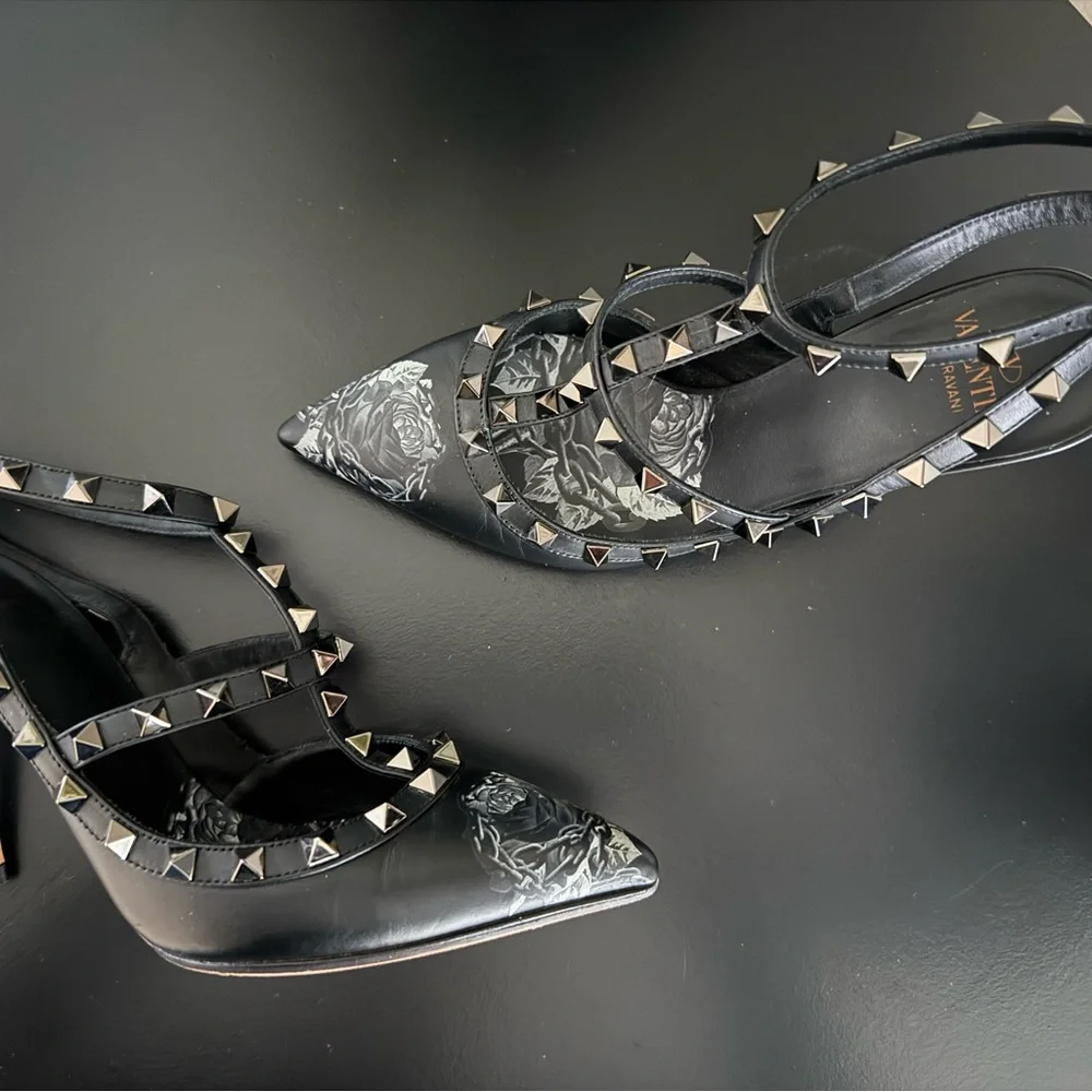 Valentino Black Rockstud Floral Pointed T-Strap Heels Sz 36.5 - Picture 4 of 6